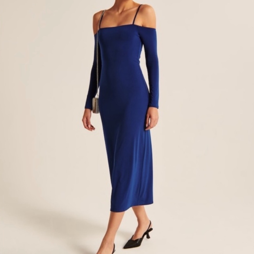 Abercrombie long sleeve off the shoulder midi dress